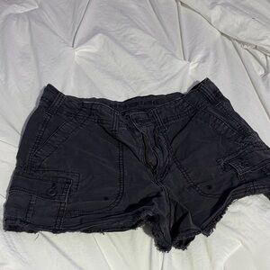 American Eagle Outfitters Black Cargo Denim-Style Women's Shorts